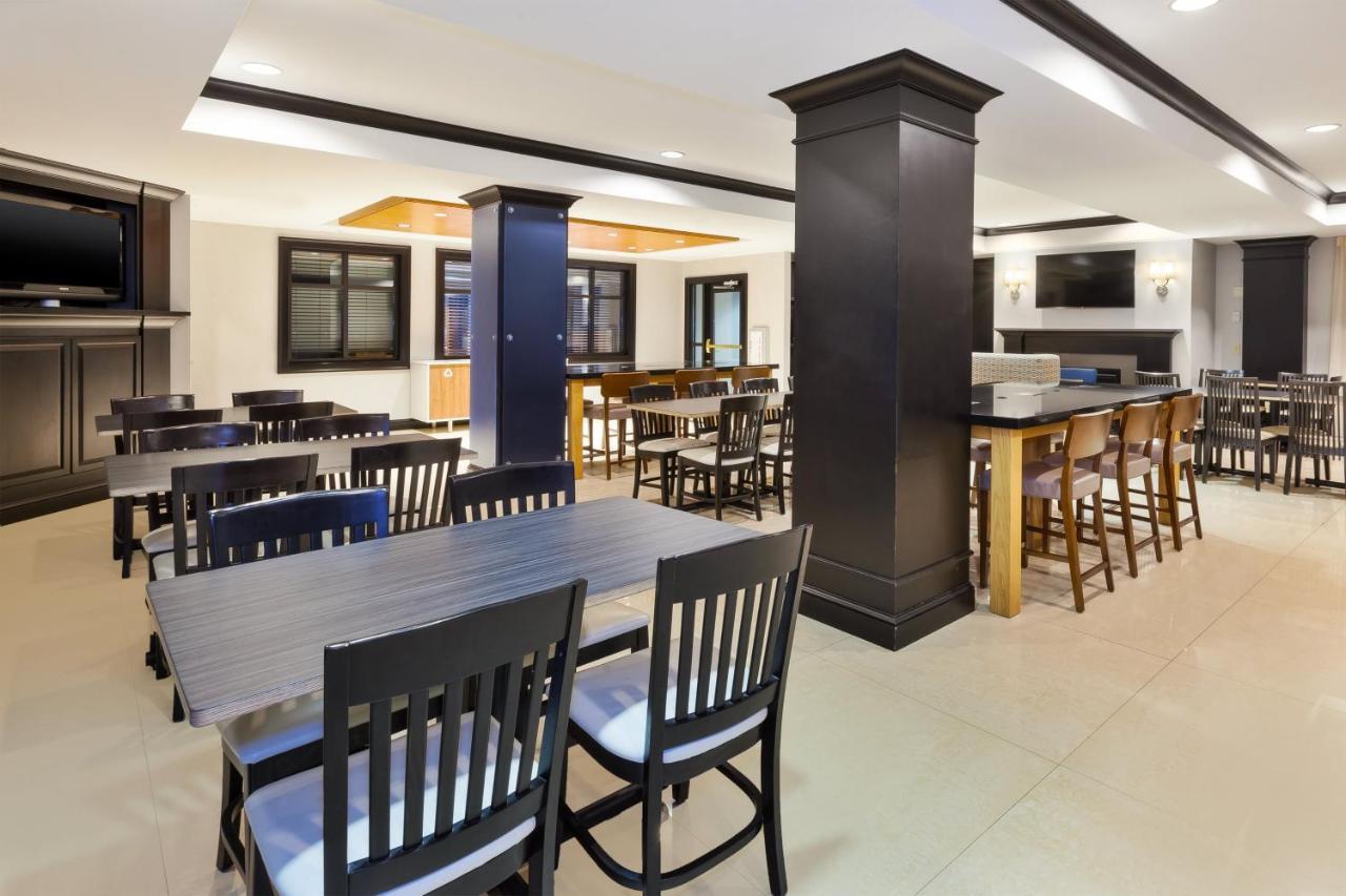 Hotel Express & Warminster-horsham By Ihg