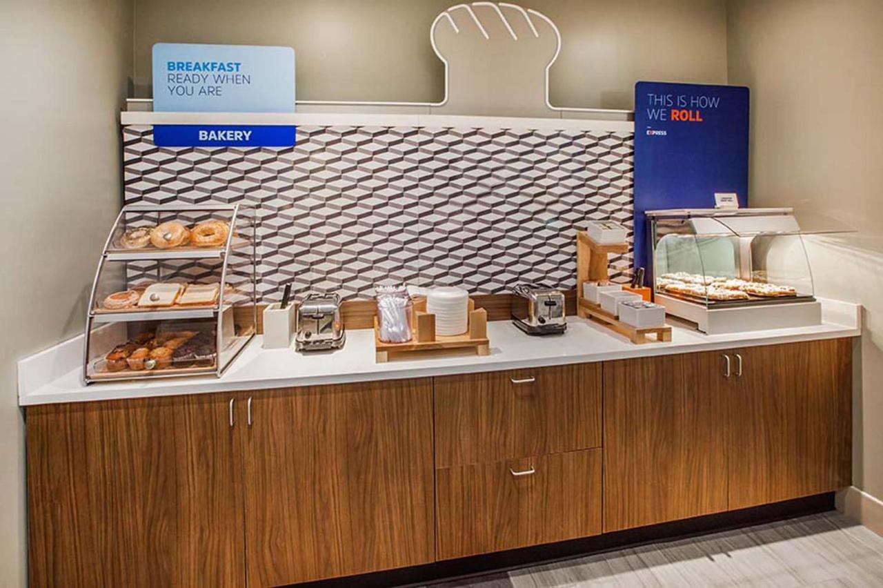 Express & Warminster-horsham By Ihg 2*