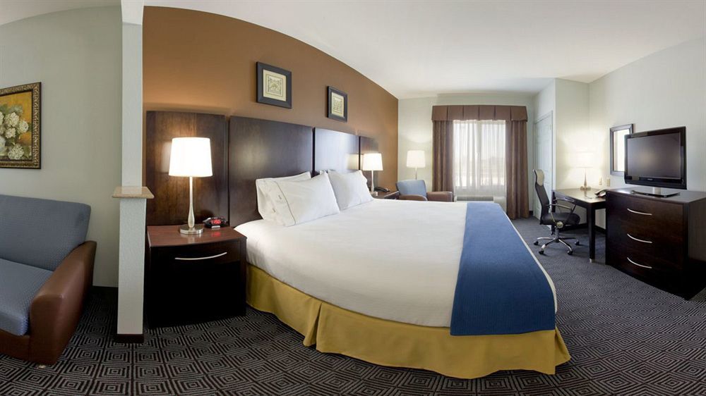 Hotel Express & Warminster-horsham By Ihg Warminster Township